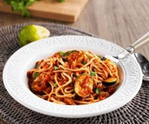   مصر اليوم - المعكرونة مع الكوسا والطماطم المشويّة