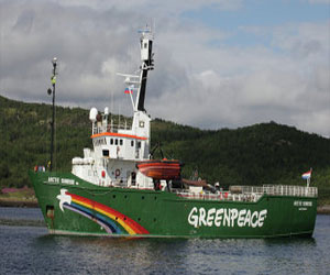   مصر اليوم - محكمة روسيَّة تطلق سراح ناشطيْن من غرينبيس بكفالة عالية