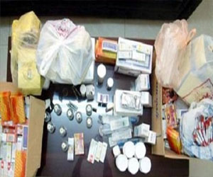   مصر اليوم - ضبط أدوية بـ200 ألف جنيه بحوزة راكب مصري قادمًا من أميركا