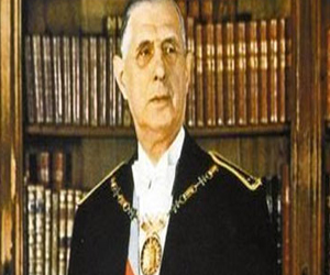   مصر اليوم - القضاء الفرنسى يقضى بأحقية الدولة فى استرداد مخطوطات شارل ديجول