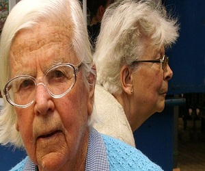   مصر اليوم - العاطلون عن العمل شيخون بسرعة