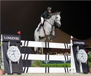 مصر اليوم - انطلاق بطولة نادي العين لفروسية القفز عن الحواجز