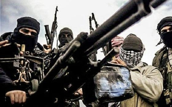   مصر اليوم - الحرُ يسيطرُ على 8 بلداتٍ لفتحِ ممر إنساني تجاهِ مُحاصري الغوطةِ الشرقيّة