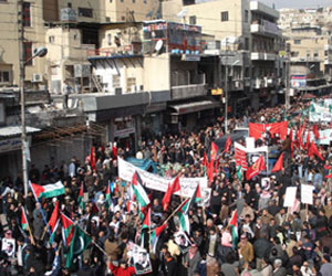   مصر اليوم - وقفات احتجاجية في الأردن للمطالبة بمكافحة الفساد