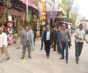   مصر اليوم - أمن أسوان يُنفِّذ أكبر حملة إزالة للتعديات في السُّوق السِّياحي