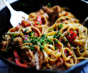   مصر اليوم - الباستا بشاورمة الدجاج