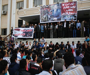   مصر اليوم - طلاب الأزهر يطالبون الإدارة بالتراجع عن السماح للداخلية بدخول الجامعة