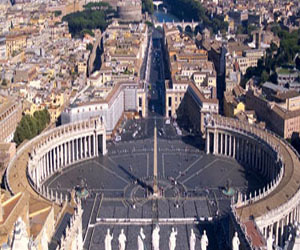   مصر اليوم - عرض عظام القديس بطرس للمرة الأولى