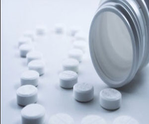   مصر اليوم - استخدام حبوب منع الحمل ثلاث سنوات يسبب الإصابة بالمياه الزرقاء