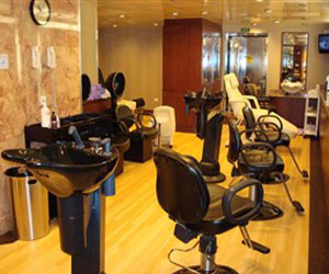   مصر اليوم - صالون تجميل يفرض رسم بدانة على زبوناته