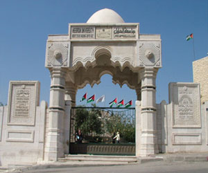 مصر اليوم - مهرجان بجامعة الخليل تضامنًا مع الأسرى