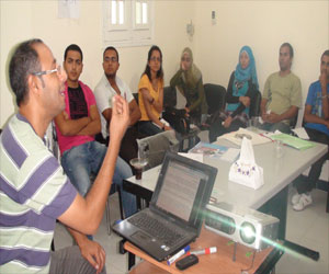   مصر اليوم - مؤتمر لتنمية الأسرة المصريَّة في مدينة مرسى علم