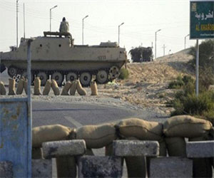   مصر اليوم - هجومٌ مسلَّح على معسكر للجيش المصري في الشَّيْخ زويد