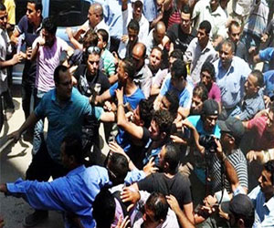   مصر اليوم - اشتباكات بين أنصار مرسي والأهالي في المحلة الكبرى