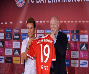 مصر اليوم - غوتزه غير سعيد باستهداف جماهير دورتموند له