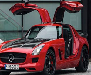   مصر اليوم - مرسيدس تكشف عن النسخة الأخيرة من SLS AMG