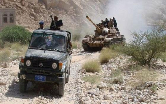   مصر اليوم - مقتل 12 من القاعدة في غارات جوية على أبين وقوات لتمشيطها الثلاثاء