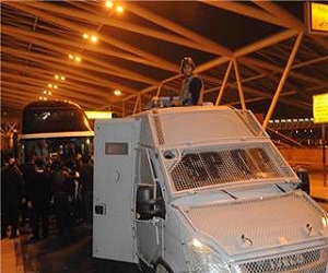   مصر اليوم - وجود أمني مكثف داخل وخارج الأهلي لتأمين وفد الفيفا وكأس العالم للأندية