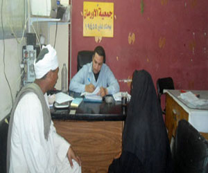   مصر اليوم - الأورمان تنظِّم قافلة طبيَّة شهريَّة في سوهاج