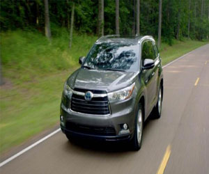 مصر اليوم - تويوتا تكشف النقاب عن طراز هايلاندر2014 الهجين