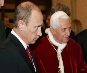   مصر اليوم - البابا وبوتين يقران بحتمية وقف العنف واللجوء للحوار في سورية