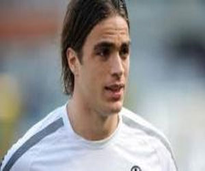 مصر اليوم - ماتري: يتعين على ميلان استعادة جماهيره