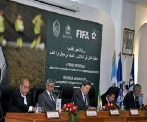 مصر اليوم - كرة القدم أضحت هدفًا للمنظمات الإجرامية