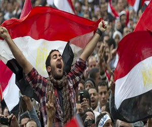   مصر اليوم - التيار الليبرالي في الإسكندرية يرفض قانون التظاهر الجديد ويطالب بإرجائه