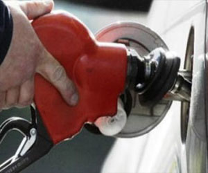   مصر اليوم - طرح 4373 طن سولار و2282 طن بنزين في قنا