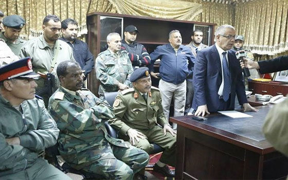   مصر اليوم - علي زيدان يصل بنغازي واجتماع موسع لدعم الجيش في مواجهة الميليشيات المُسلَّحة