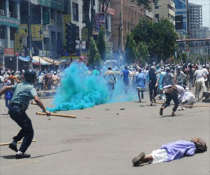   مصر اليوم - مقتل شخصين إثر اشتباكات بين الشرطة البنغالية ومتظاهرين مناهضين للحكومة