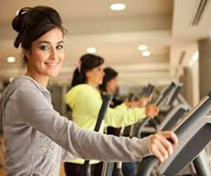   مصر اليوم - حسّن لياقتك البدنية من خلال مشاهدة الرياضة