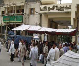   مصر اليوم - أمن قنا ينجح في إحباط محاولة هروب عامل محكوم عليه في 3 قضايا