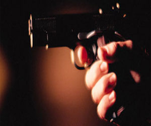   مصر اليوم - مقتل فلاح بطلق ناري بسبب خلافات النسب في المنيا