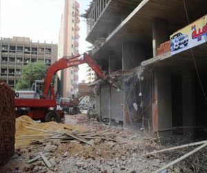  مصر اليوم - إزالة عقار مخالف من 16 طابقًا في الإسكندرية
