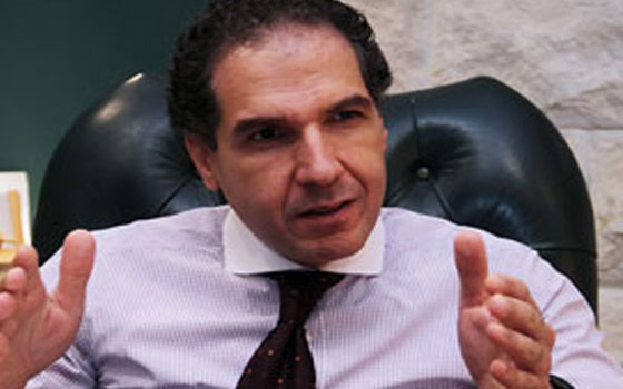   مصر اليوم - جازي يؤكّد أنّ هناك محاولات جارية لإسقاط الدّولة باسم الثّورة