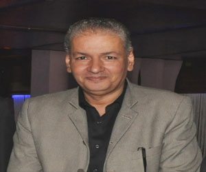   مصر اليوم - الفنان فريد عبدالحميد يُؤكِّد أنَّ القانون الجديد يُنظِّم التَّظاهر وليس ضده