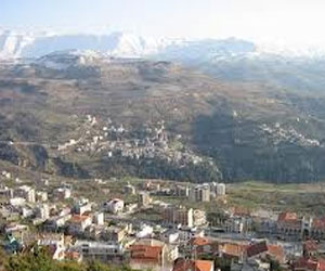   مصر اليوم - قرية ذي عين واحدة من أجمل وأبرز المواقع الأثرية في المملكة