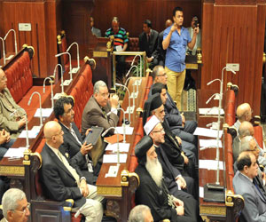   مصر اليوم - عودة ممثلي الكنائس المصرية الى لجنة الخمسين بشروط