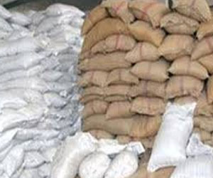   مصر اليوم - ضبط أكثر من 20 طن اعلاف مغشوشة وغير صالحة للاستهلاك الأدمي