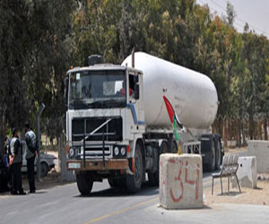   مصر اليوم - القبض على شخصين سرقا كمية كبيرة من البنزين في الصف