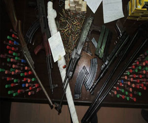   مصر اليوم - ضبط 4 أشخاص وبحوزتهم 7 بنادق آلية وخرطوش في البحيرة