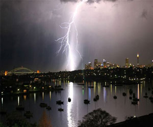   مصر اليوم - تقرير دولي يحث على الأستثمار في وكالات الرصد الجوي للحد من الكوارث الطبيعية