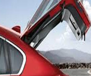   مصر اليوم - اختبأت في صندوق سيارتها يومًا ونصف هربًا من الشرطة