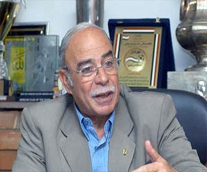 مصر اليوم - كمال درويش متحديًا قرار الأوليمبية الدولية لن يحل مجلس الزمالك