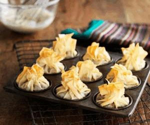   مصر اليوم - أزهار الكفتة والخوخ