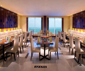   مصر اليوم - الإمارات جراند يقدم مفاجأت خاصة في إحتفالات اليوم الوطني