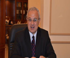   مصر اليوم - قطاع الشركات السياحية يواصل دراسة منح التسهيلات لعرضها على الوزير