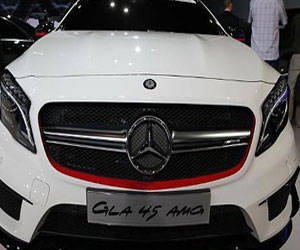  مصر اليوم - وحش مرسيدس GLA 45 AMG يزأر في لوس أنجلوس