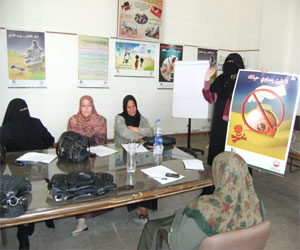   مصر اليوم - تدريبُ ريفيّات للتوعيّة بمخاطرِ الألغام في مطروح